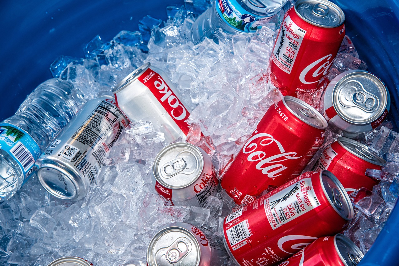 Quel budget prévoir pour un distributeur de boissons fraîches et snacking en PME ?, Prix canette coca